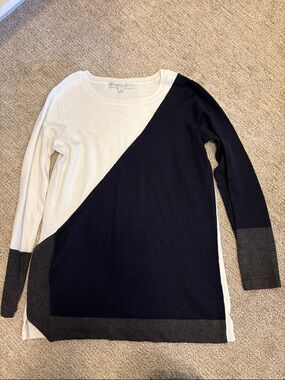 Cleo petites Colorblock Diagonal Tunic Sweater - Navy, Cream & Charcoal